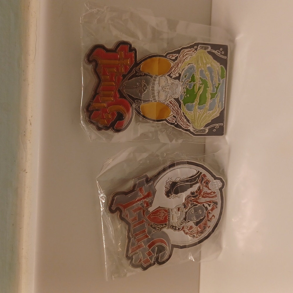 Over sized Ghost Pins